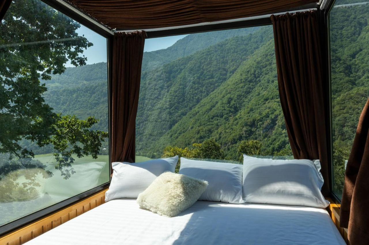 Woodpecker Georgia Hotell Batumi Eksteriør bilde