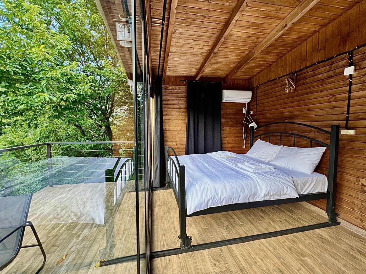 Woodpecker Georgia Hotell Batumi Eksteriør bilde