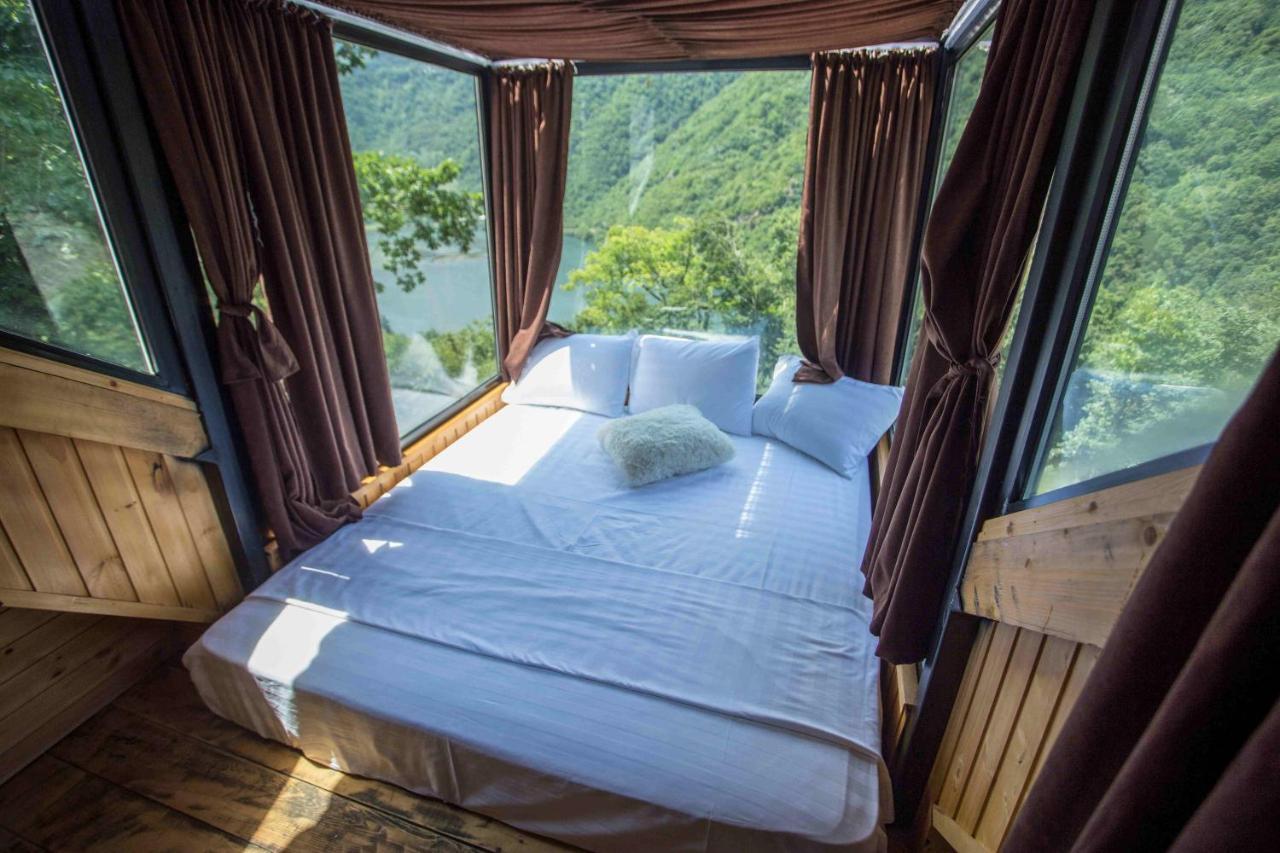 Woodpecker Georgia Hotell Batumi Eksteriør bilde