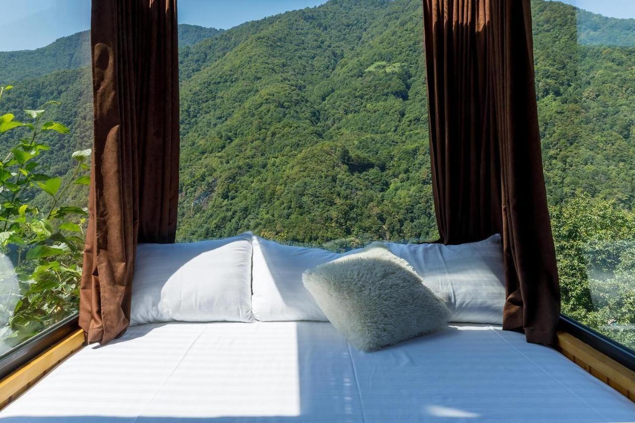 Woodpecker Georgia Hotell Batumi Eksteriør bilde