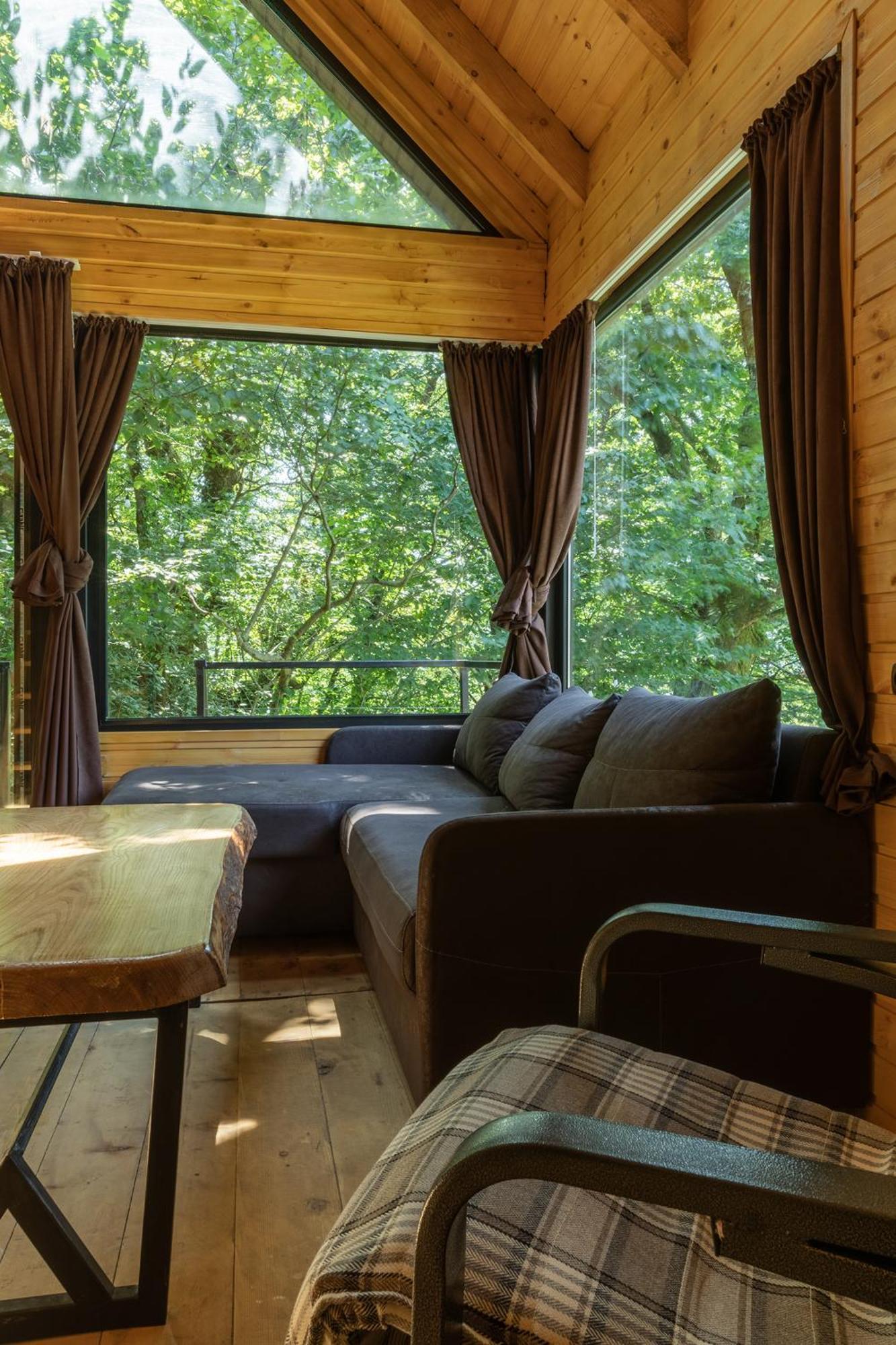 Woodpecker Georgia Hotell Batumi Eksteriør bilde