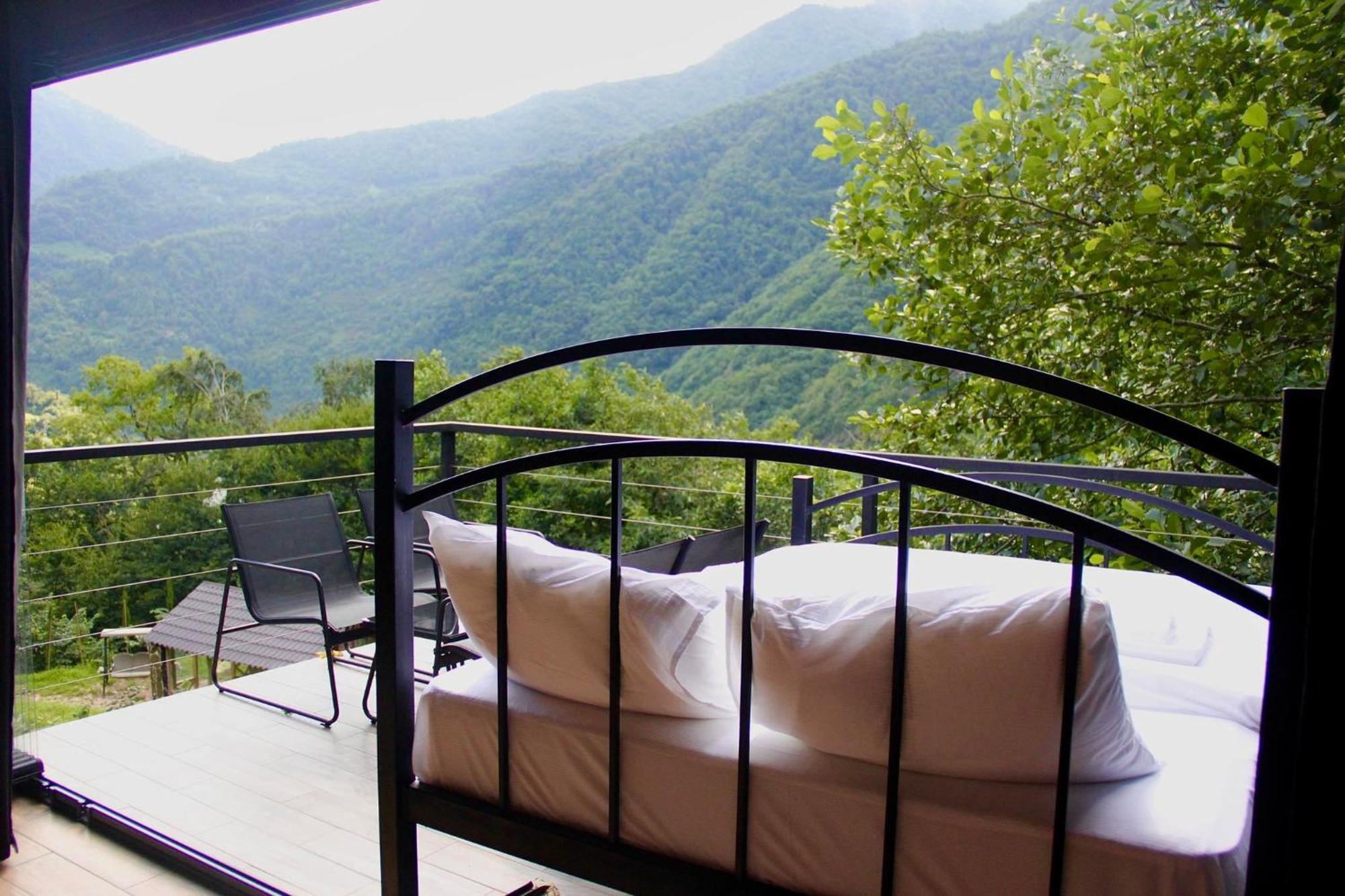 Woodpecker Georgia Hotell Batumi Eksteriør bilde
